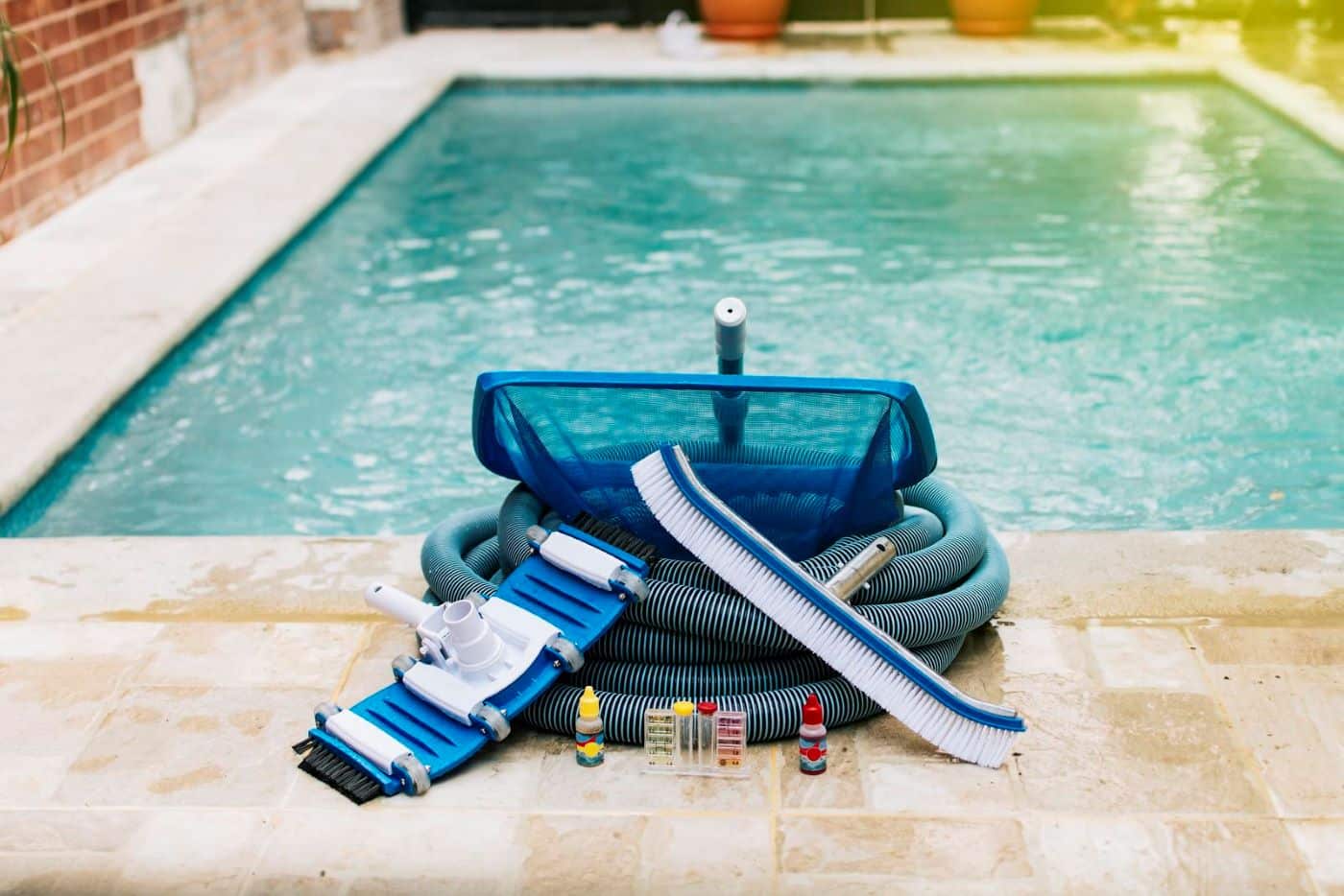 pool cleaning equipment